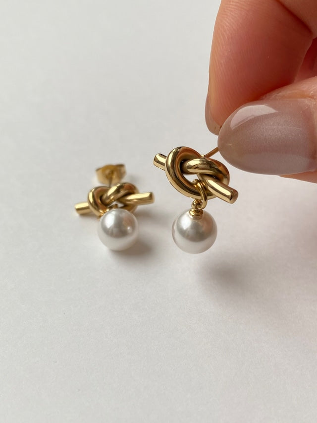 Pearl earrings 18K Gold Plated