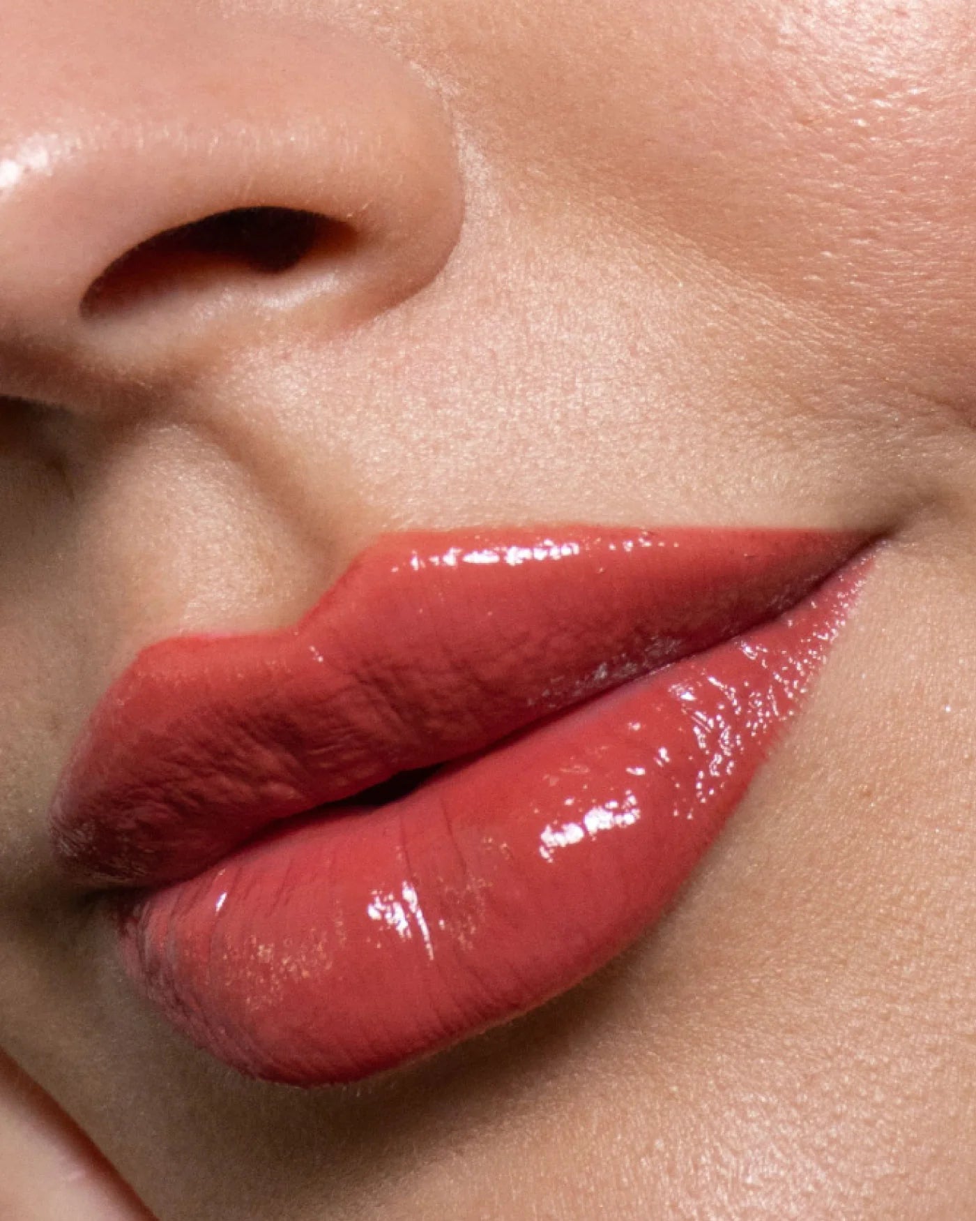 ASTRA MYGLOSS plump & shine