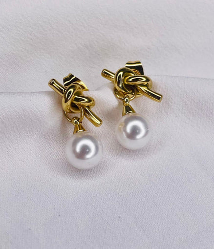 Pearl earrings 18K Gold Plated
