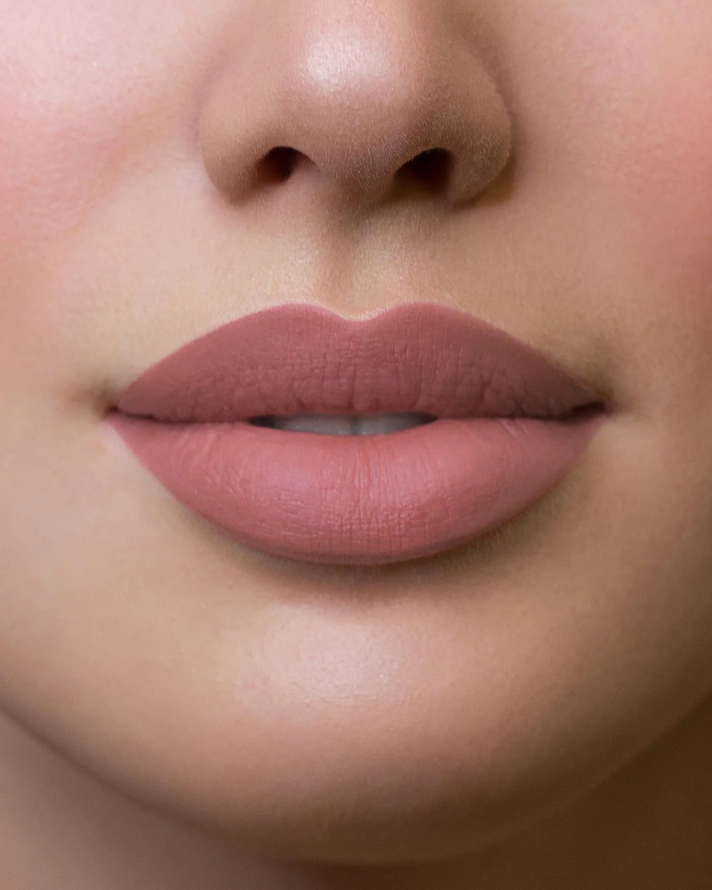 ASTRA HYPNOTIZE LIQUID LIPSTICK