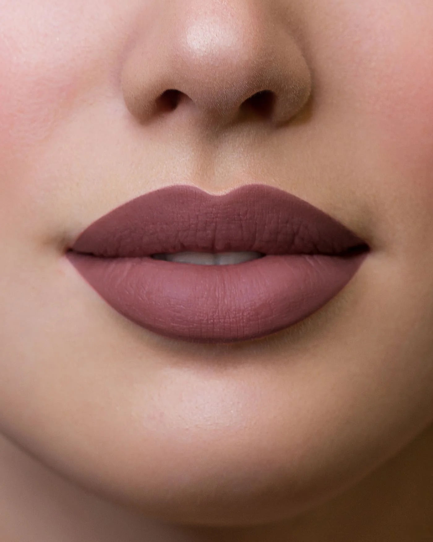 ASTRA HYPNOTIZE LIQUID LIPSTICK