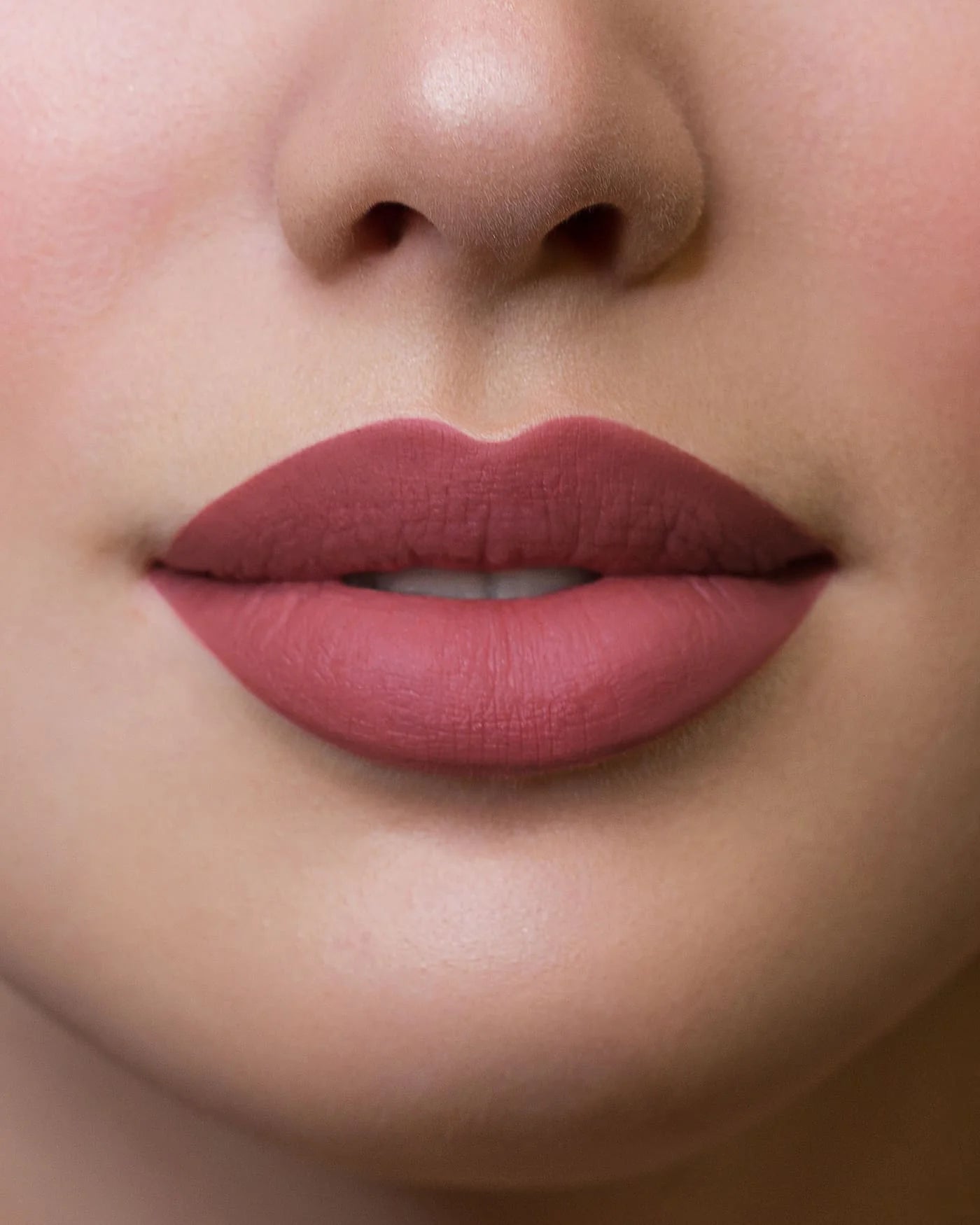 ASTRA HYPNOTIZE LIQUID LIPSTICK