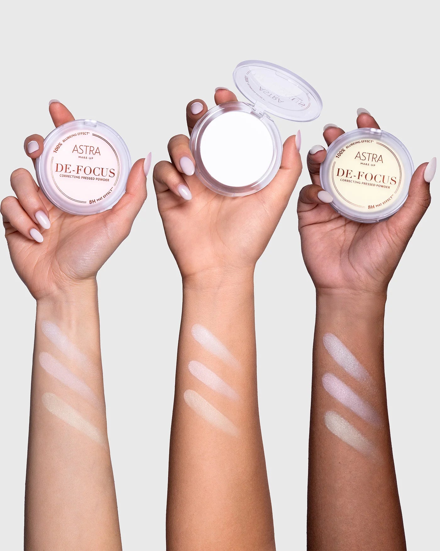 ASTRA DE-FOCUS SMOOTHING PRESSED POWDER