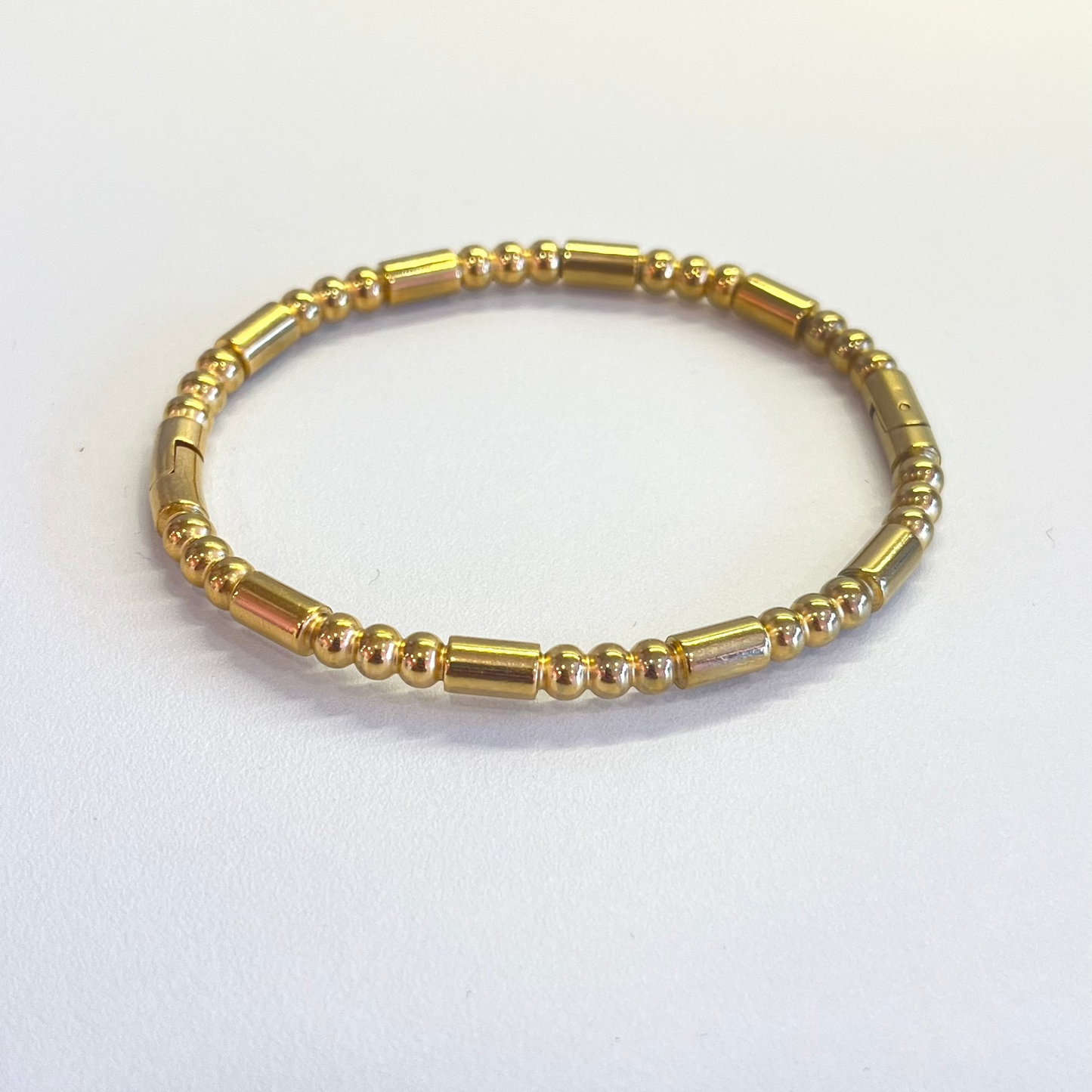 Simple Gold Bangle