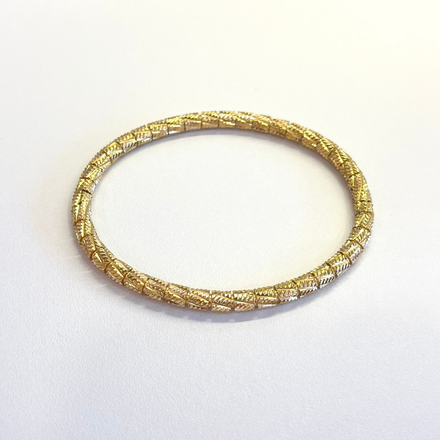 Twisted Bangle Gold